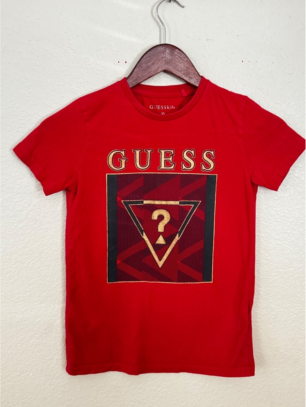 GUESS Kids Boys Graphic T-Shirt Bundle Size 10 – 2 Shirts